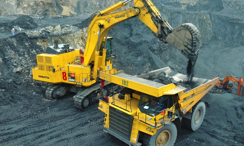  TKV cam kết cung ứng đủ than cho các nhà máy nhiệt điện