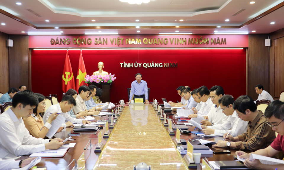 Bí thư cấp huyện nêu cao vai trò, trách nhiệm, tính nêu gương, thúc đẩy mọi mặt công tác ở địa phương