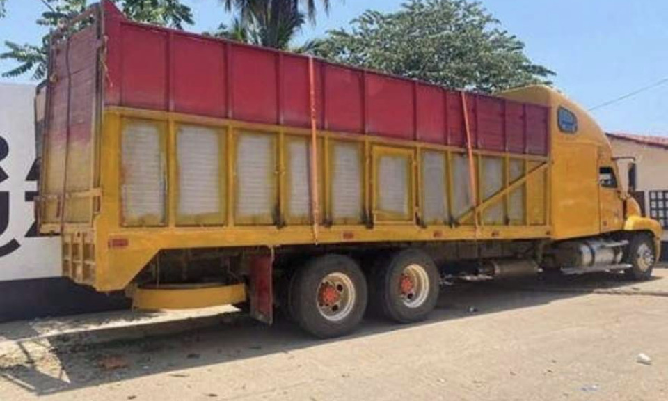 Mexico: Phát hiện 129 người di cư chen chúc trên một chiếc xe tải