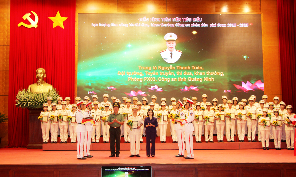 Bộ Công an tổng kết phong trào thi đua đặc biệt, tuyên dương điển hình tiên tiến