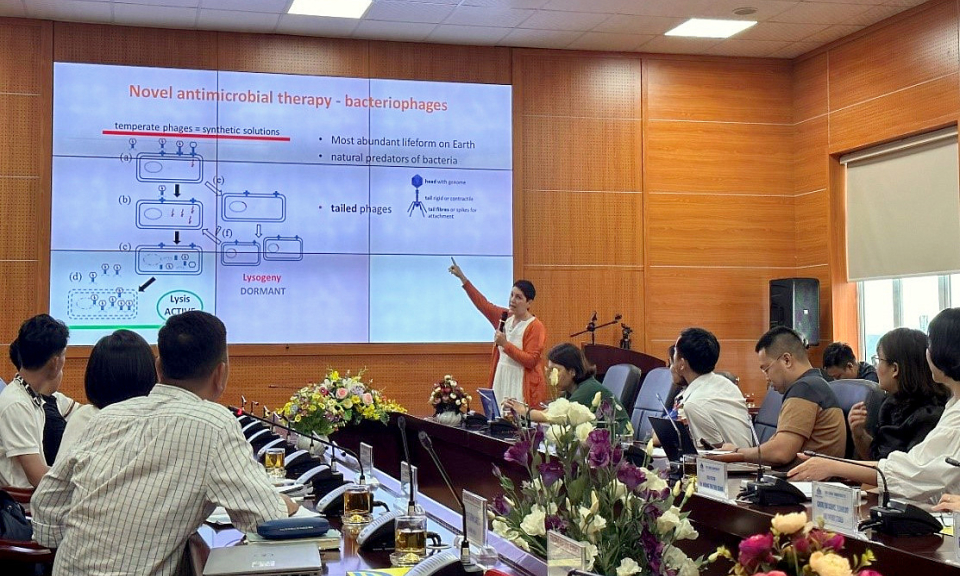 Hội thảo chuyên sâu về bệnh học thủy sản