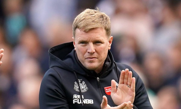Newcastle thâu tóm bộ đôi cầu thủ 50 triệu euro của Man Utd