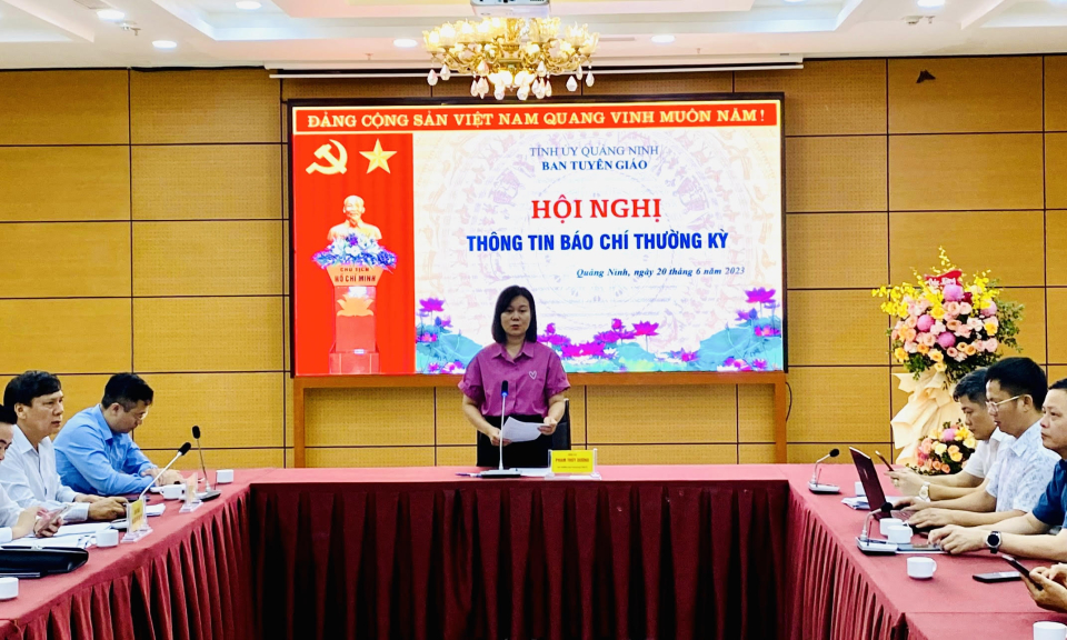 Hội nghị thông tin báo chí thường kỳ
