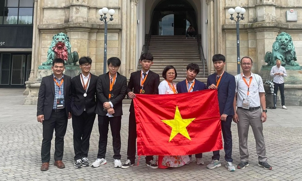 Việt Nam giành 5 huy chương tại Olympic Vật lý châu Âu