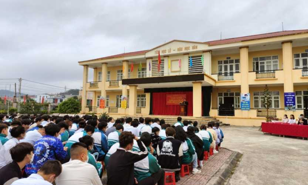 Vân Đồn: Đẩy mạnh phòng ngừa vi phạm pháp luật