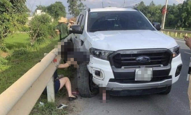 Bé gái đi xe máy điện tử vong sau vụ tai nạn hy hữu ở Lạng Sơn
