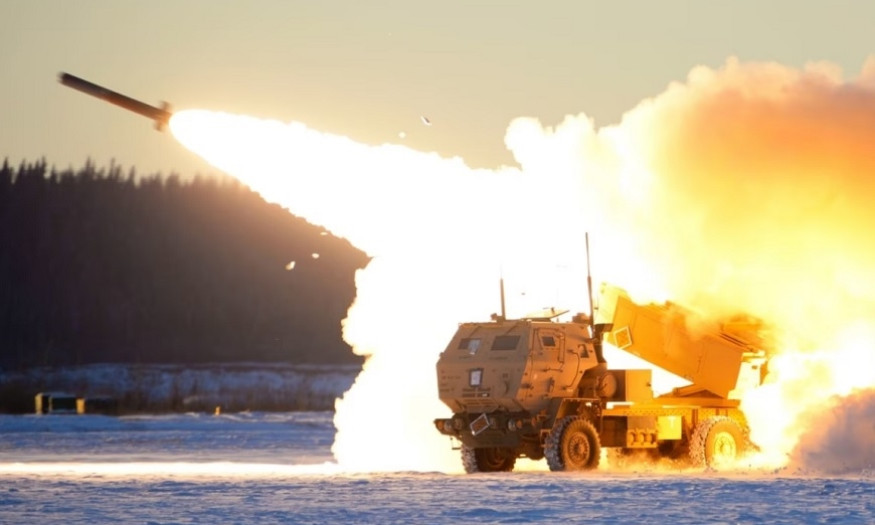 Nga bắn hạ 15 tên lửa HIMARS, cầu nối Kherson với Crimea đã bị tấn công gây hư hại