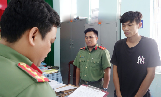 Bị bắt vì hành nghề chế tạo súng