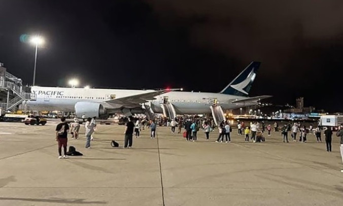 11 người bị thương trong sự cố chuyến bay của Cathay Pacific ở Hong Kong (Trung Quốc)
