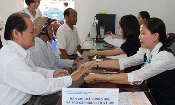 Hơn 50 tuổi, đóng bảo hiểm xã hội thế nào mới được hưởng lương hưu?