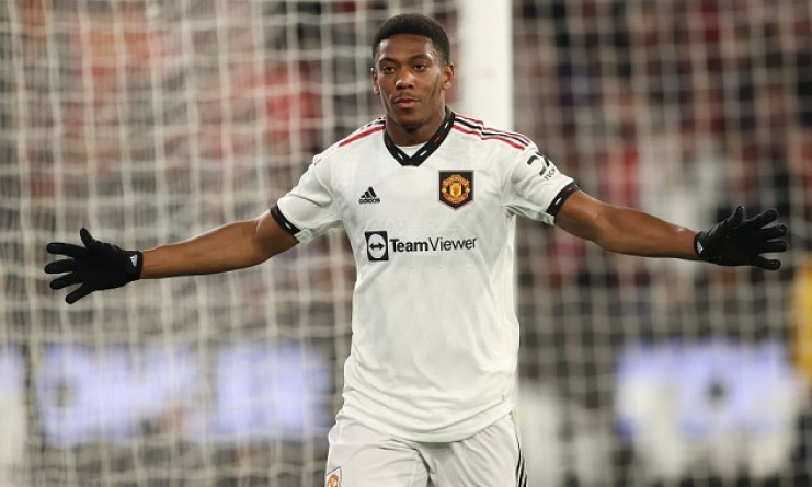 Man Utd chốt giá bán đứt Martial