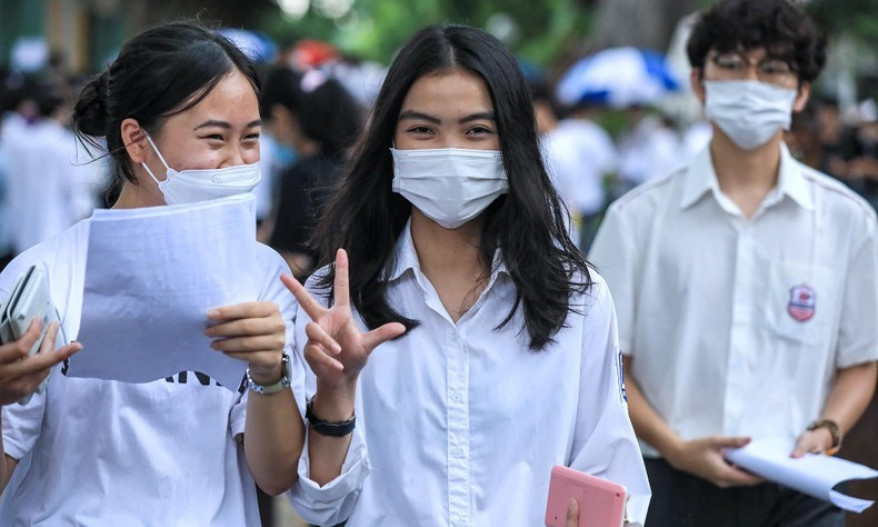 Thí sinh cả nước tới các điểm thi, sẵn sàng cho kỳ thi tốt nghiệp trung học phổ thông 
