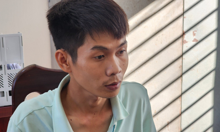 Bắn bi sắt, phá hàng loạt cửa kính ôtô, trộm cắp tài sản rồi đòi “tiền chuộc"