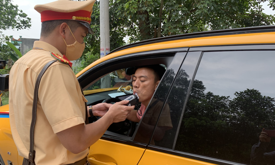 Tiên Yên: Tăng cường xử lý vi phạm nồng độ cồn 