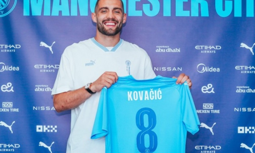 CHÍNH THỨC! Man City 'nổ' tân binh đầu tiên trong hè 2023