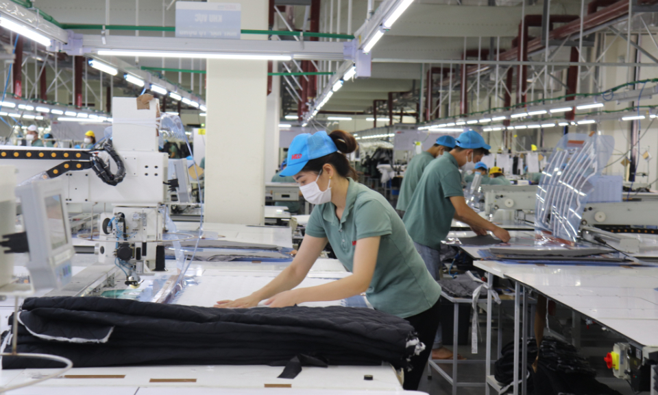 广宁全力以赴连续8年实现两位数增长