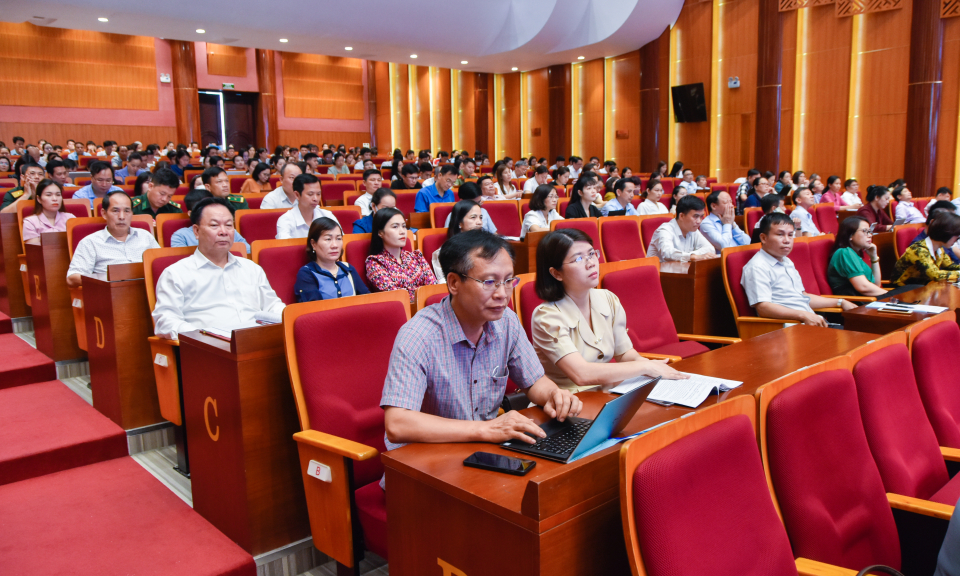 Tập huấn nghiệp vụ công tác thi đua, khen thưởng năm 2023