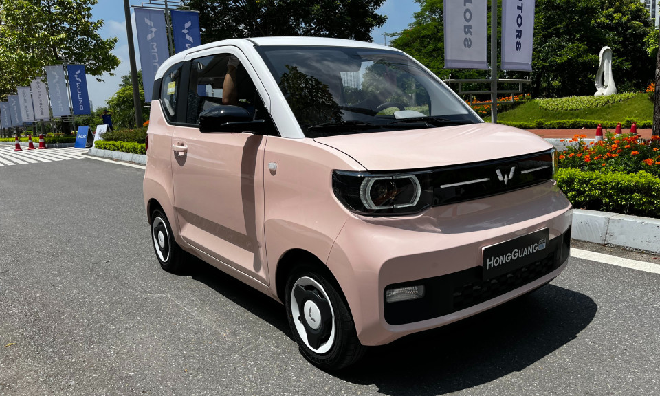 Xe điện mini Trung Quốc Wuling chốt giá từ 239 triệu, cao hơn kỳ vọng