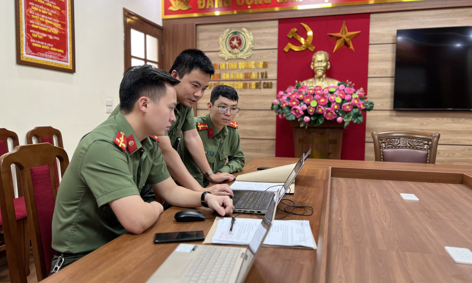 Cẩn trọng trước "bẫy" lừa đảo trên không gian mạng