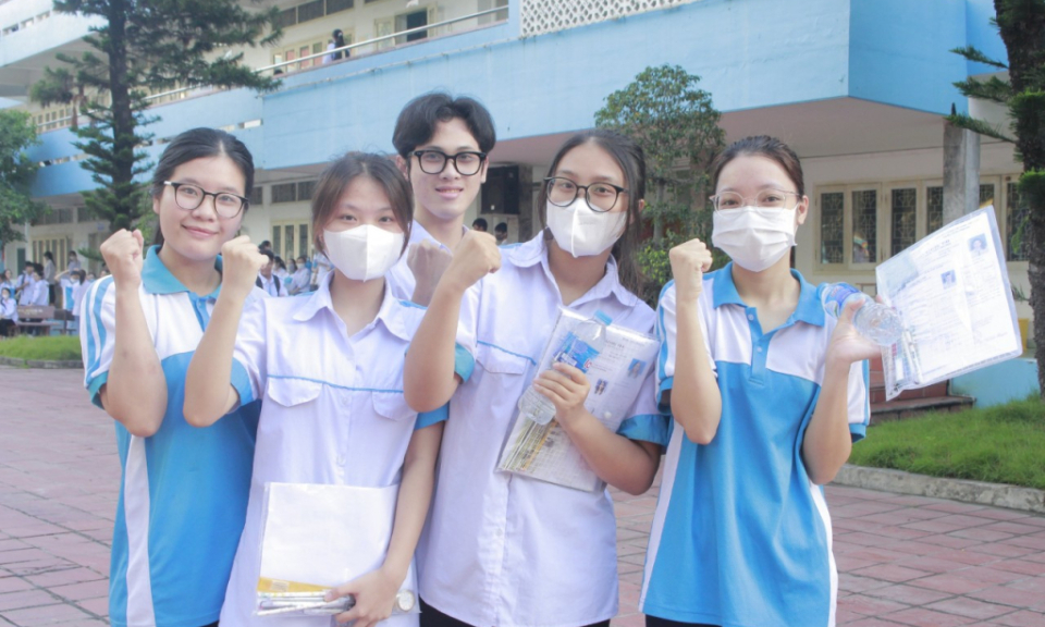 National high school graduation exam concludes
