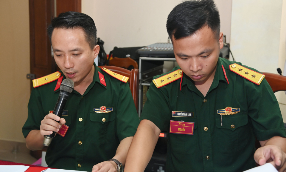 Tiểu đoàn trưởng tận tâm, tận lực với công việc