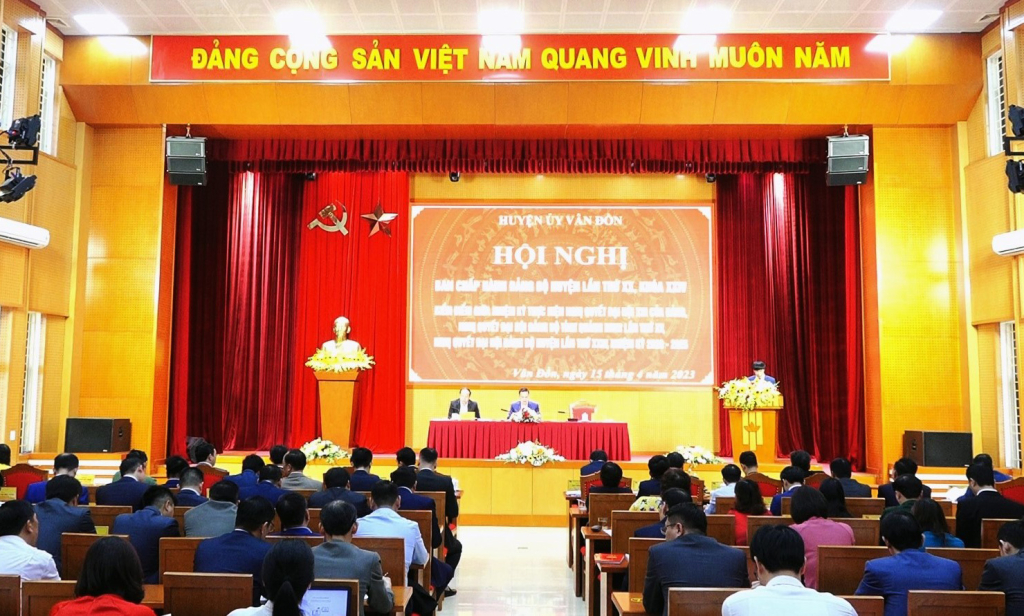 Đảng bộ huyện Vân Đồn kiểm điểm thực hiện Nghị quyết đại hội Đảng các cấp, nhiệm kỳ 2020-2025.