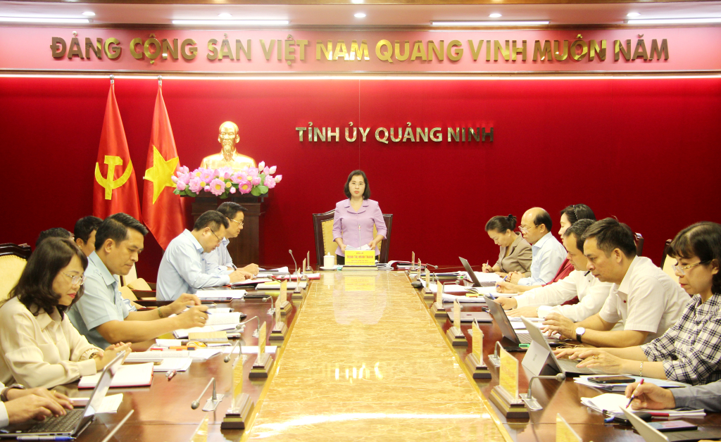 Đồng chí Trịnh Thị Minh Thanh, Phó Bí thư Thường trực Tỉnh ủy, phát biểu chỉ đạo.