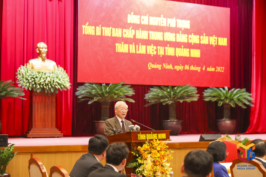 Tổng Bí thư Nguyễn Phú Trọng ghi nhận những kết quả đáng khích lệ của Đảng bộ, chính quyền, nhân dân tỉnh Quảng Ninh đã đạt được trong thời gian qua.