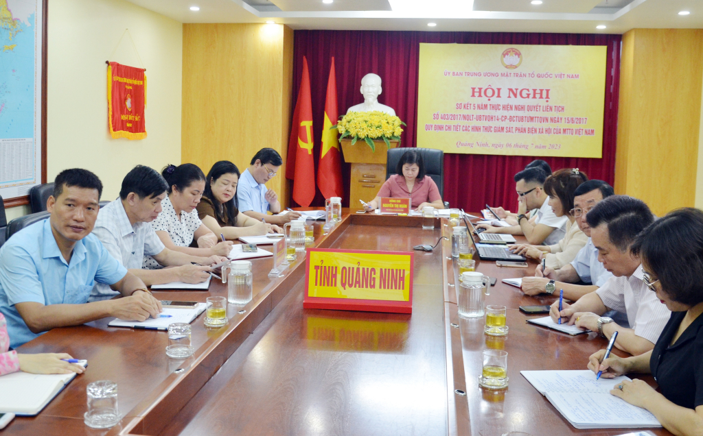 Các đại biểu tham dự tại điểm cầu Quảng Ninh