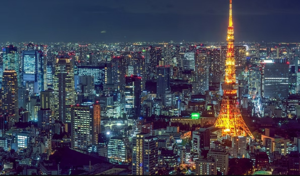 4. Tokyo từ lâu đã là một trong những thành phố tiên tiến nhất trên thế giới. Ở đây, ngay cả nhà vệ sinh cũng sử dụng công nghệ cao. Thậm chí trải nghiệm những nhà vệ sinh điện tử này cũng là một lý do để du khách ghé thăm Nhật Bản. Điểm đến này còn là nơi người ta sẽ tìm thấy những chuyến tàu cao tốc nhanh nhất thế giới, cũng như nhiều công ty công nghệ cao và các con phố đậm chất công nghệ sẽ khiến mọi người cảm thấy như đang ở một thành phố đến từ tương lai. Ảnh: Pexels.