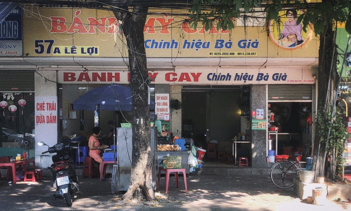 Hai Phong's spicy secret: a three-generation legacy of breadsticks