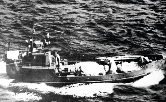 Hình ảnh một đoàn tàu không số của Đoàn 759 hoạt động trên biển khi chở vũ khí cho miền Nam, giai đoạn 1961 - 1975 (Ảnh tư liệu)