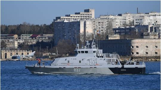 Tàu chiến Nga ở Sevastopol, ngày 19/2/2022. Ảnh: Sputnik