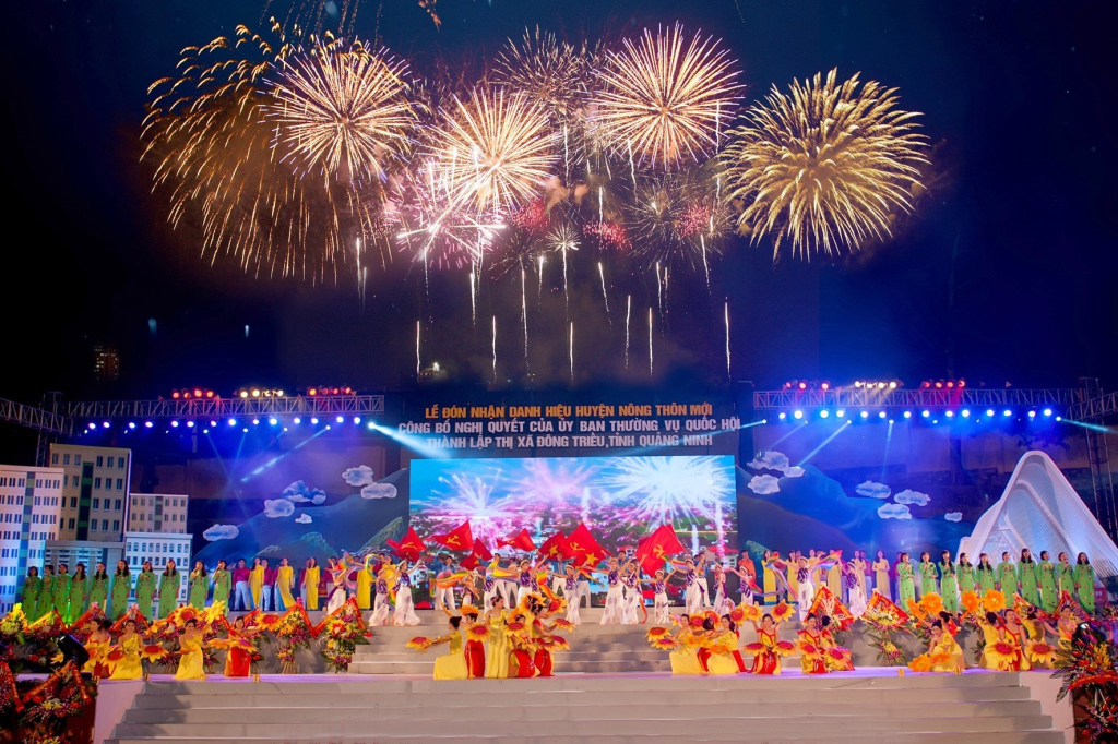 Năm 2015, Đông Triều trở thành thị xã và là huyện nông thôn mới đầu tiên của miền Bắc.
