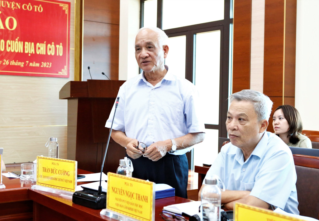  PGS. TS. Trần Đức Cường, Chủ tịch Hội Khoa học lịch sử Việt Nam, phát biểu ý kiến tại hội thảo.