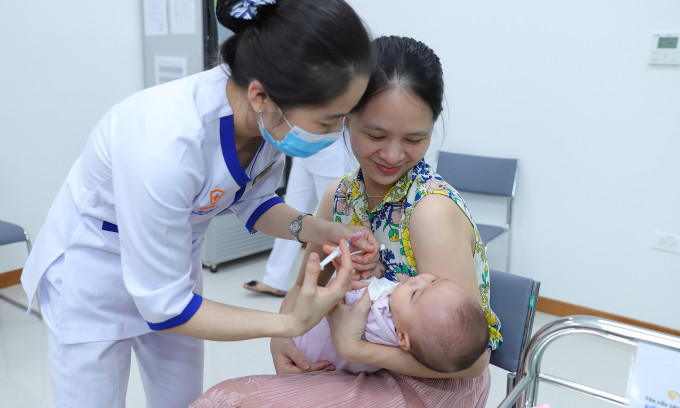 WHO, UNICEF-supported 5-in-1 vaccine arrives in Vietnam