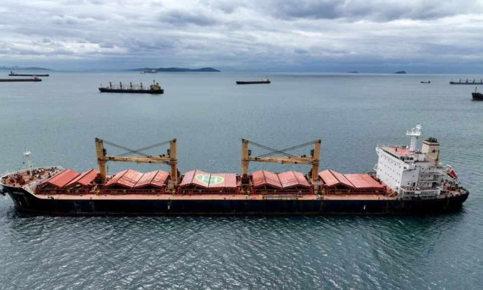 EU tính nới lỏng trừng phạt Nga để bảo vệ thỏa thuận ngũ cốc ở Biển Đen