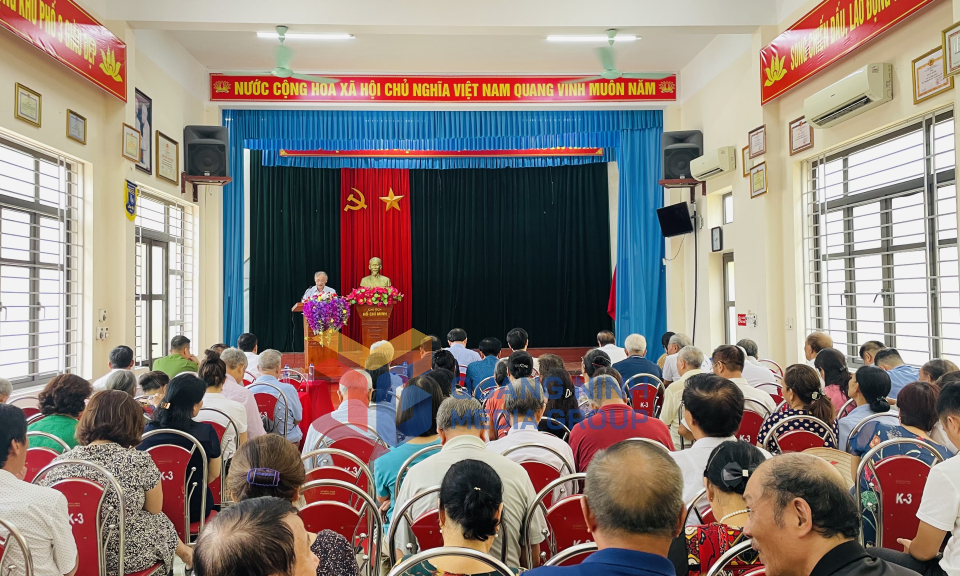 Bí thư Tỉnh ủy Nguyễn Xuân Ký dự sinh hoạt tại Chi bộ khu phố 3 (phường Bãi Cháy, TP Hạ Long), tháng 7-2023