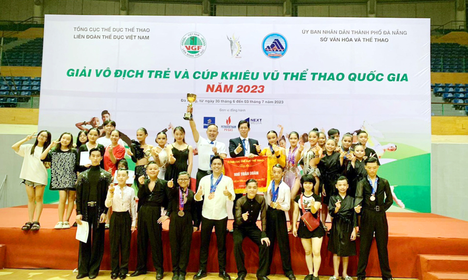 Quảng Ninh đoạt Nhất toàn đoàn Cúp Khiêu vũ thể thao quốc gia 2023
