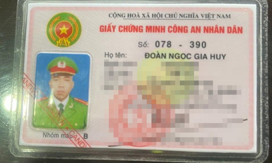 Ra tiệm photocopy làm giả chứng minh CAND