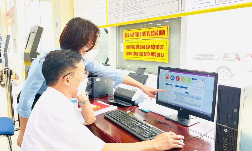 Đẩy mạnh cải cách hành chính, thu hút đầu tư