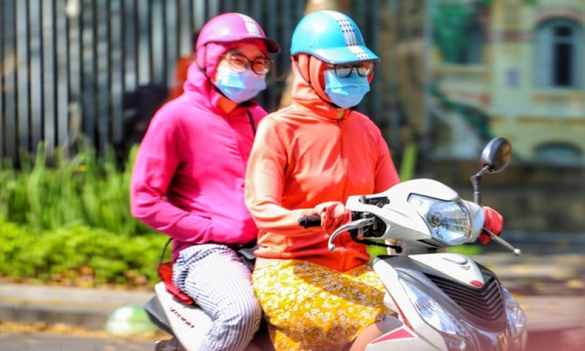 Nắng nóng diện rộng xảy ra tại các khu vực trên cả nước trong ngày 7/7