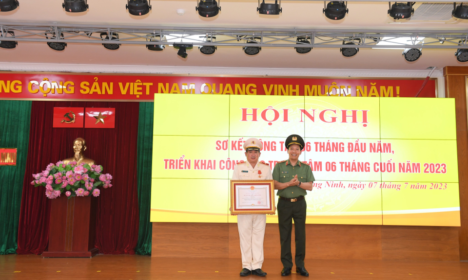 Công an tỉnh sơ kết công tác 6 tháng đầu năm 2023