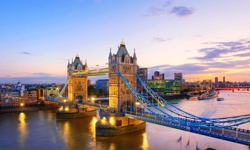 Khám phá Anh cùng Traveloka với kinh nghiệm du lịch và vé máy bay giá rẻ 
