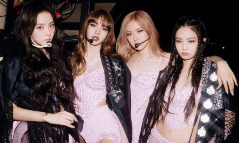 Chờ hàng giờ, chi chục triệu đồng để săn vé Taylor Swift, BlackPink