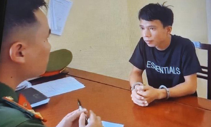Quay cảnh ân ái tống tiền người phụ nữ ngoại tình