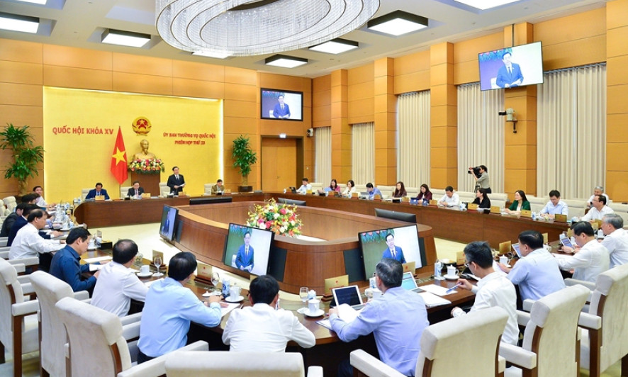 Ủy ban Thường vụ Quốc hội chuẩn bị cho ý kiến về dự án Luật Trật tự, an toàn giao thông đường bộ