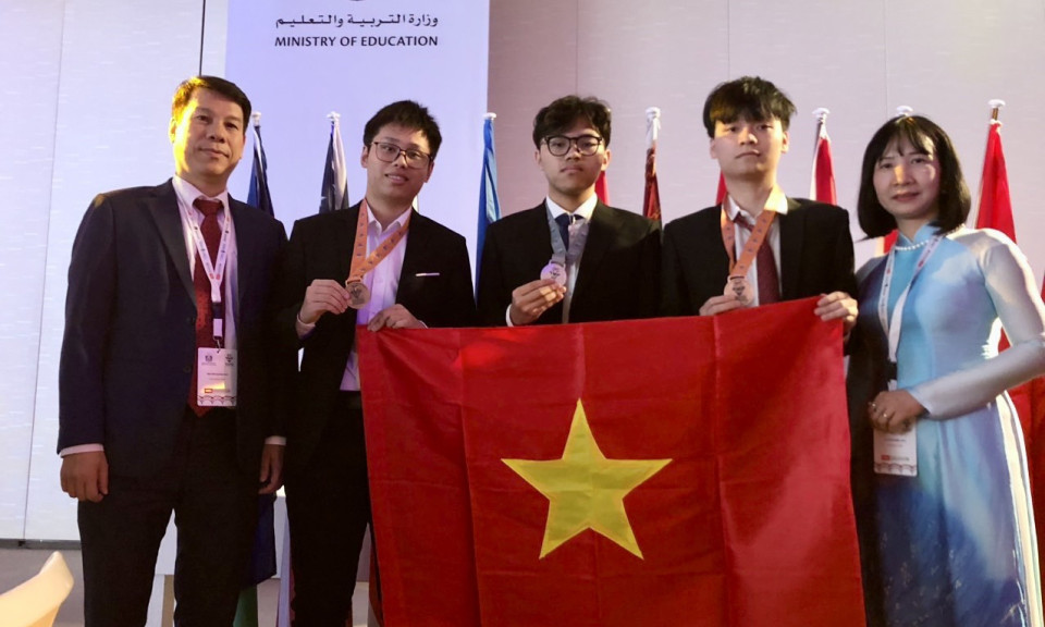 Tất cả thành viên đội tuyển quốc gia Việt Nam đoạt huy chương tại Olympic Sinh học quốc tế 2023