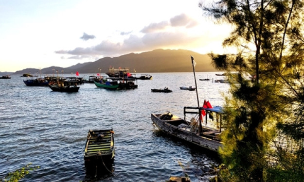 Peaceful beauty of Minh Chau Island