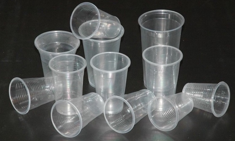 Tác hại khi sử dụng cốc dùng 1 lần